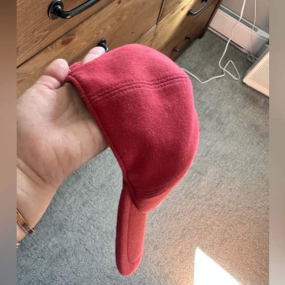 Red Burberry baseball cap - Picture 3 of 5